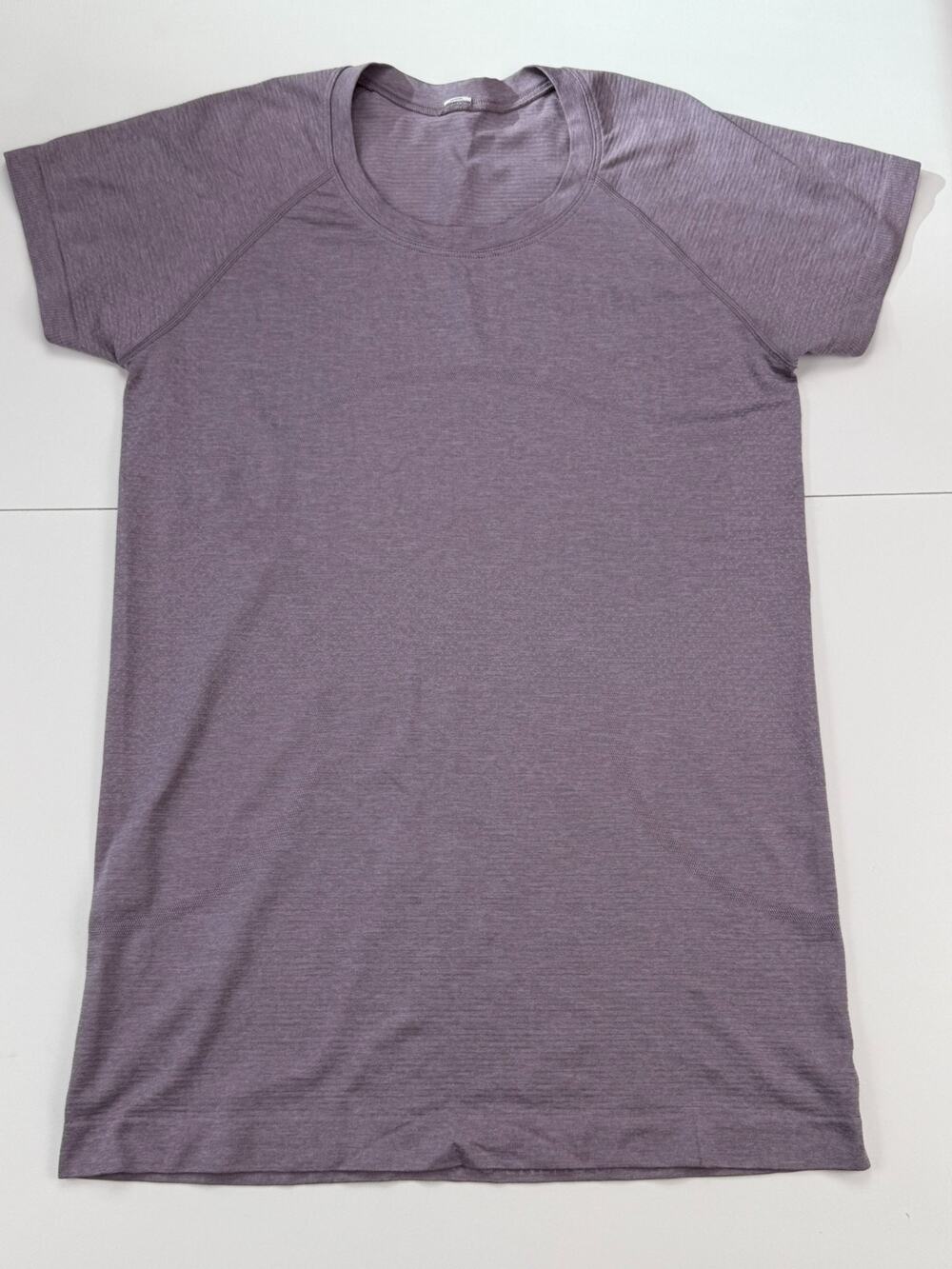 Lululemon Swiftly Tech Womens Purple Short Sleeve Running Shirt Approx Size 10